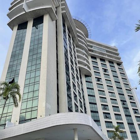 Flat No Condominio Do Edificio Tropical Executive E Residence Com Vista Para O Rio Манаус Экстерьер фото